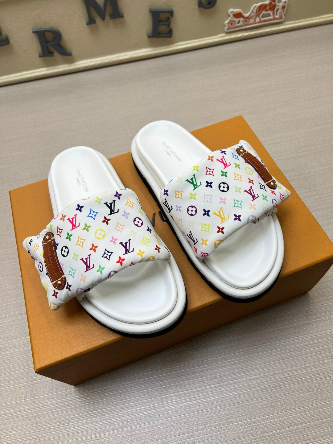 5QE6Z Popular Slippers