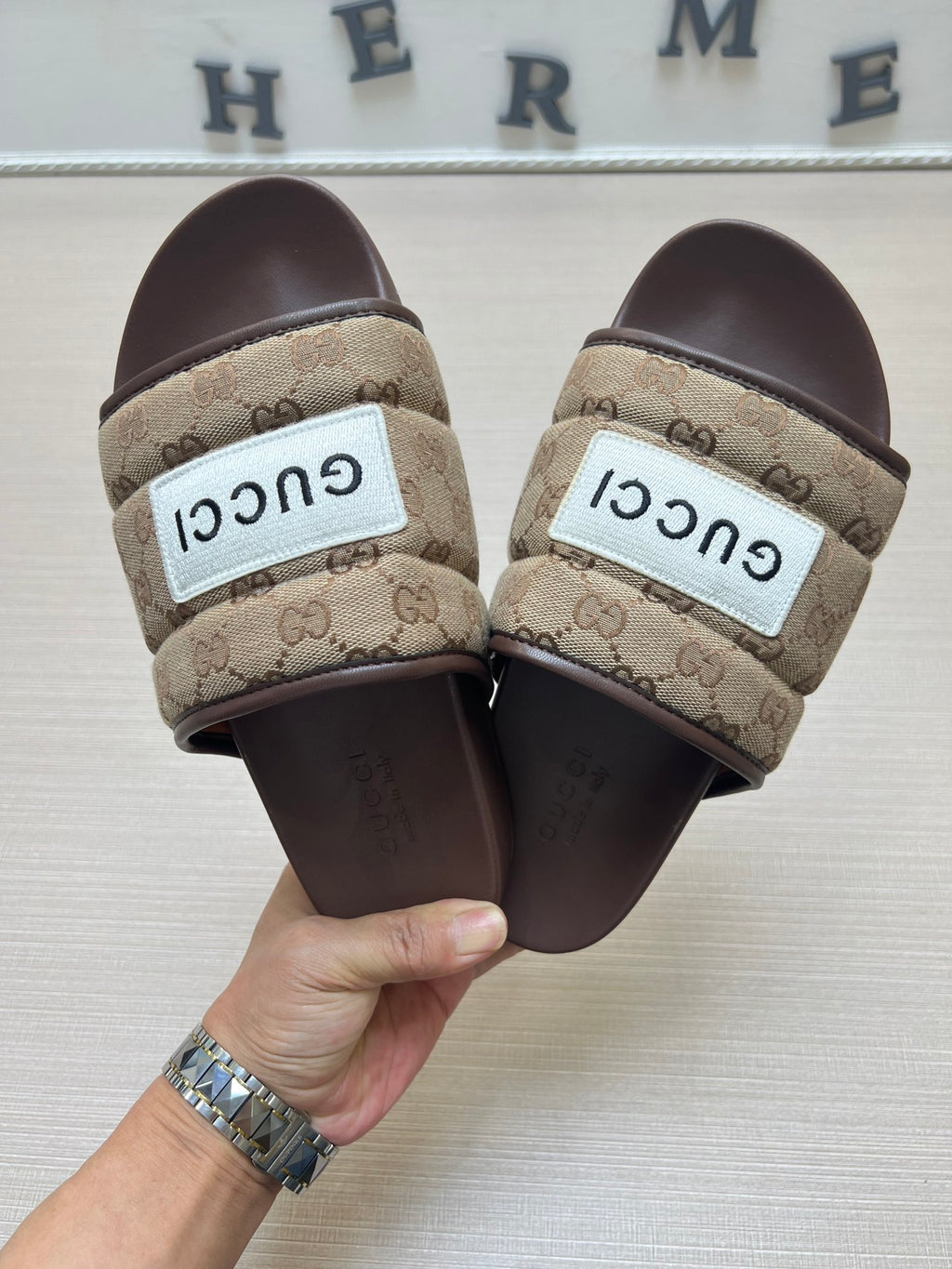 54B49Z Popular slippers
