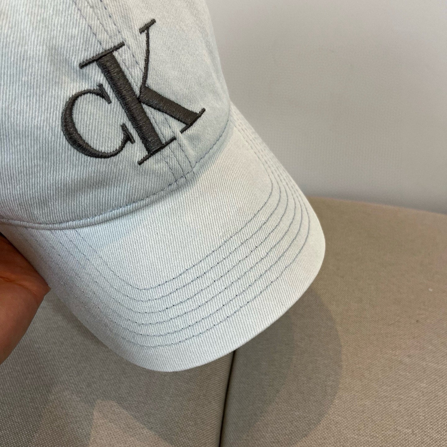 145ZA557M Popular  hats