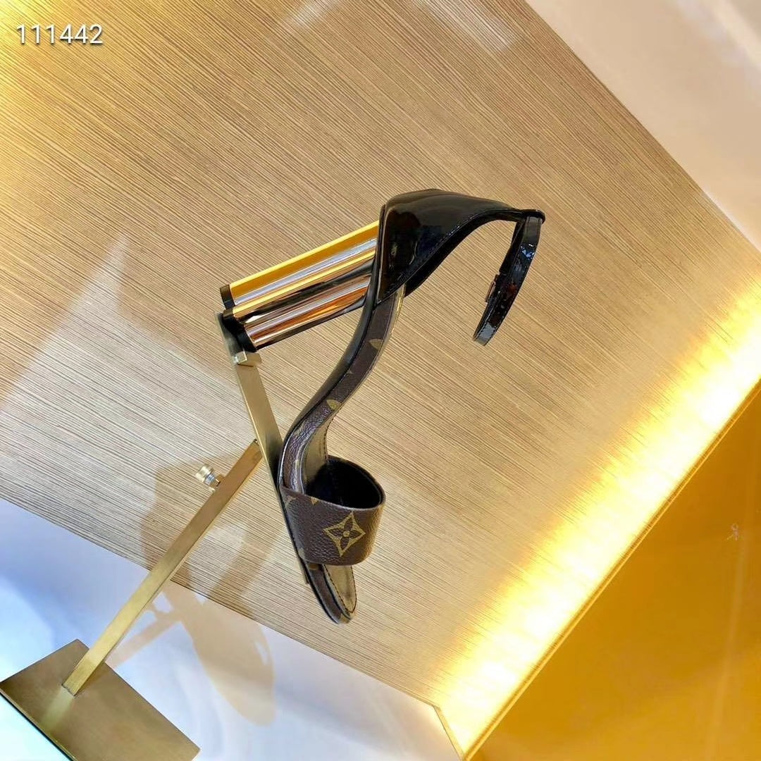 245RE30Z Popular leather High heels