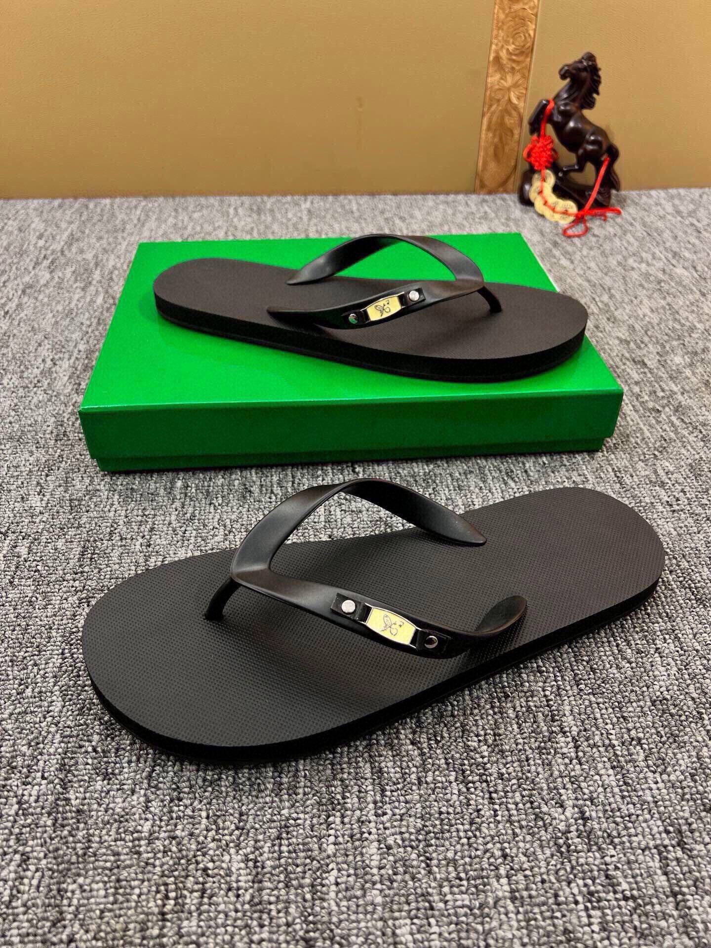 535ZA293Z Popular Slippers