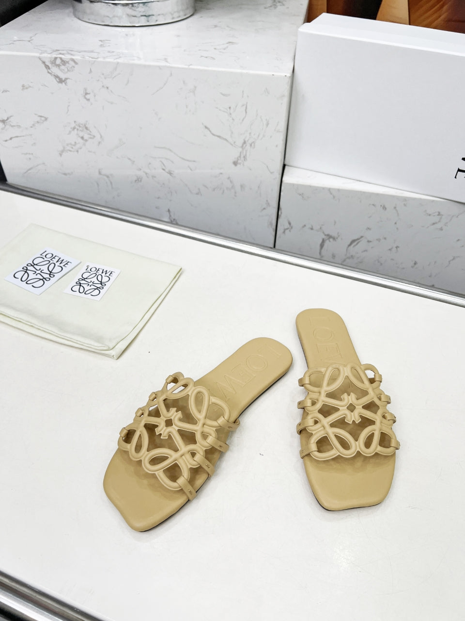 Z2X66A23 Popular high-quality leather Shoes