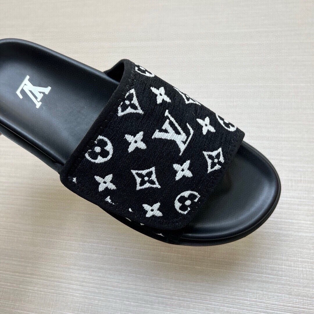 5LE209Z Popular Slippers