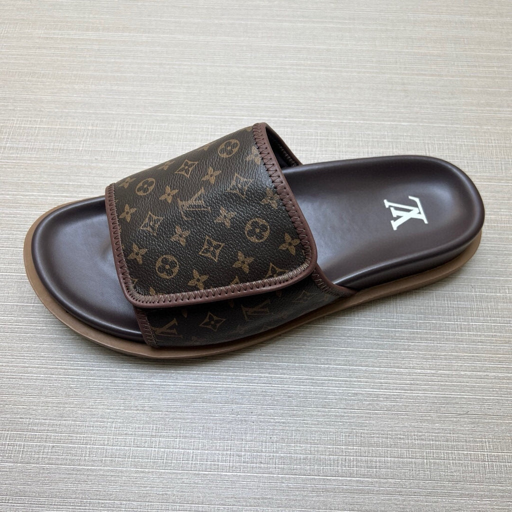 5WE246Z Popular Slippers