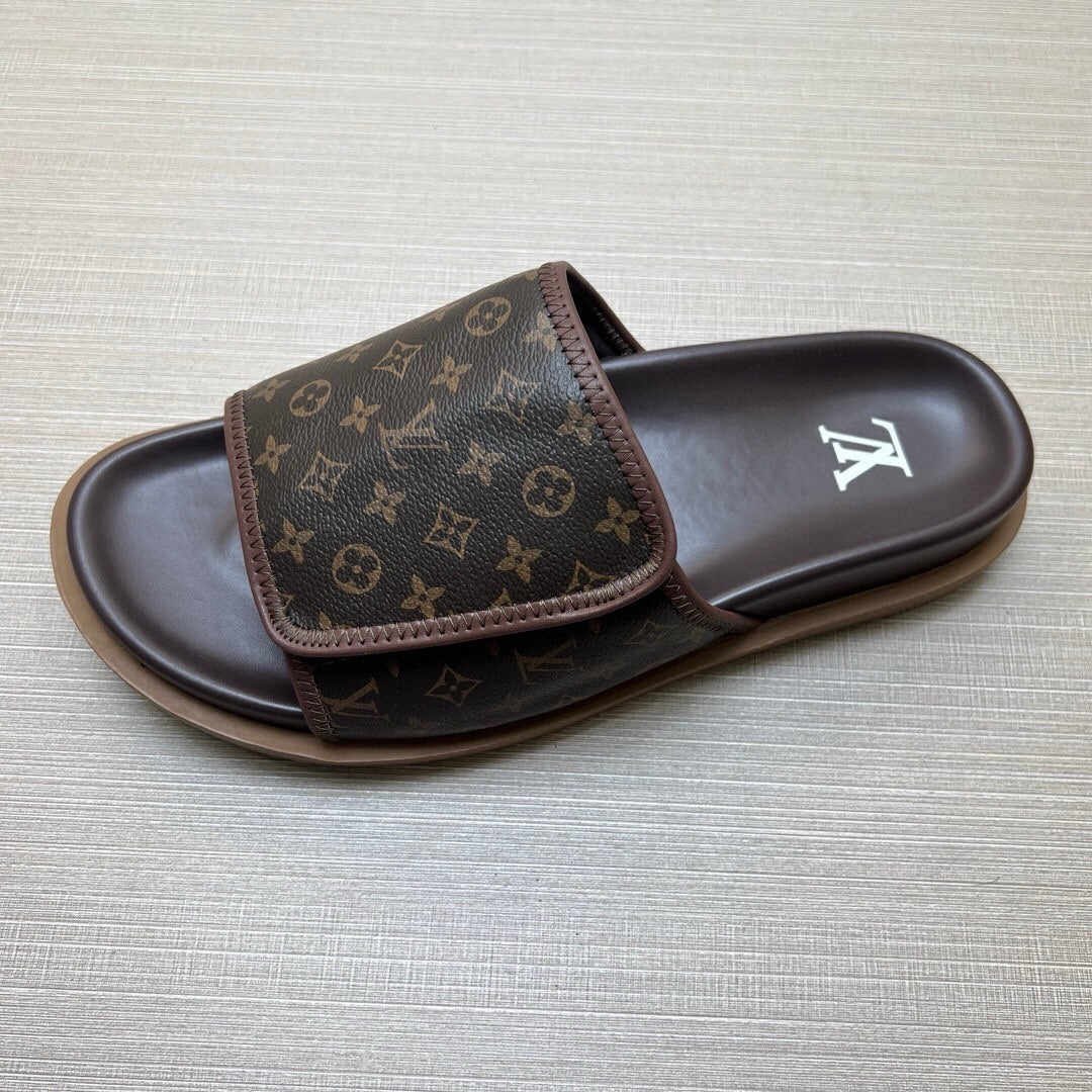 5WE246Z Popular Slippers