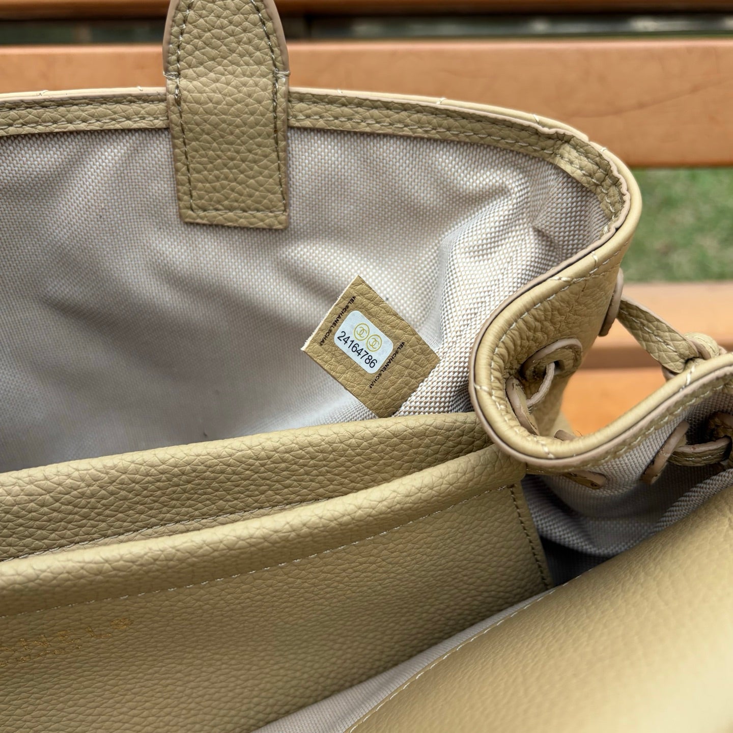 B1X66C4 Popular leather bag