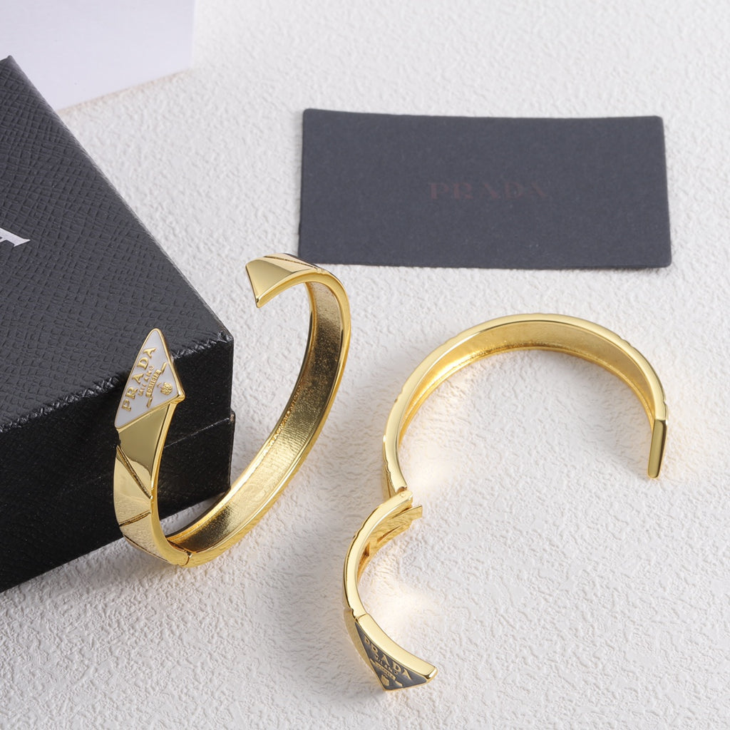 1YPD67K  Popular Bracelets