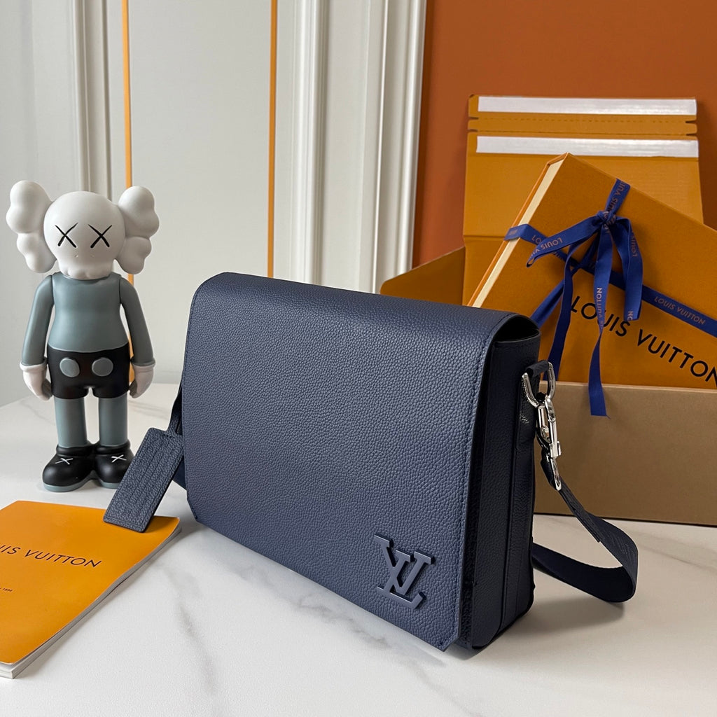 136PE78B Popular leather bag