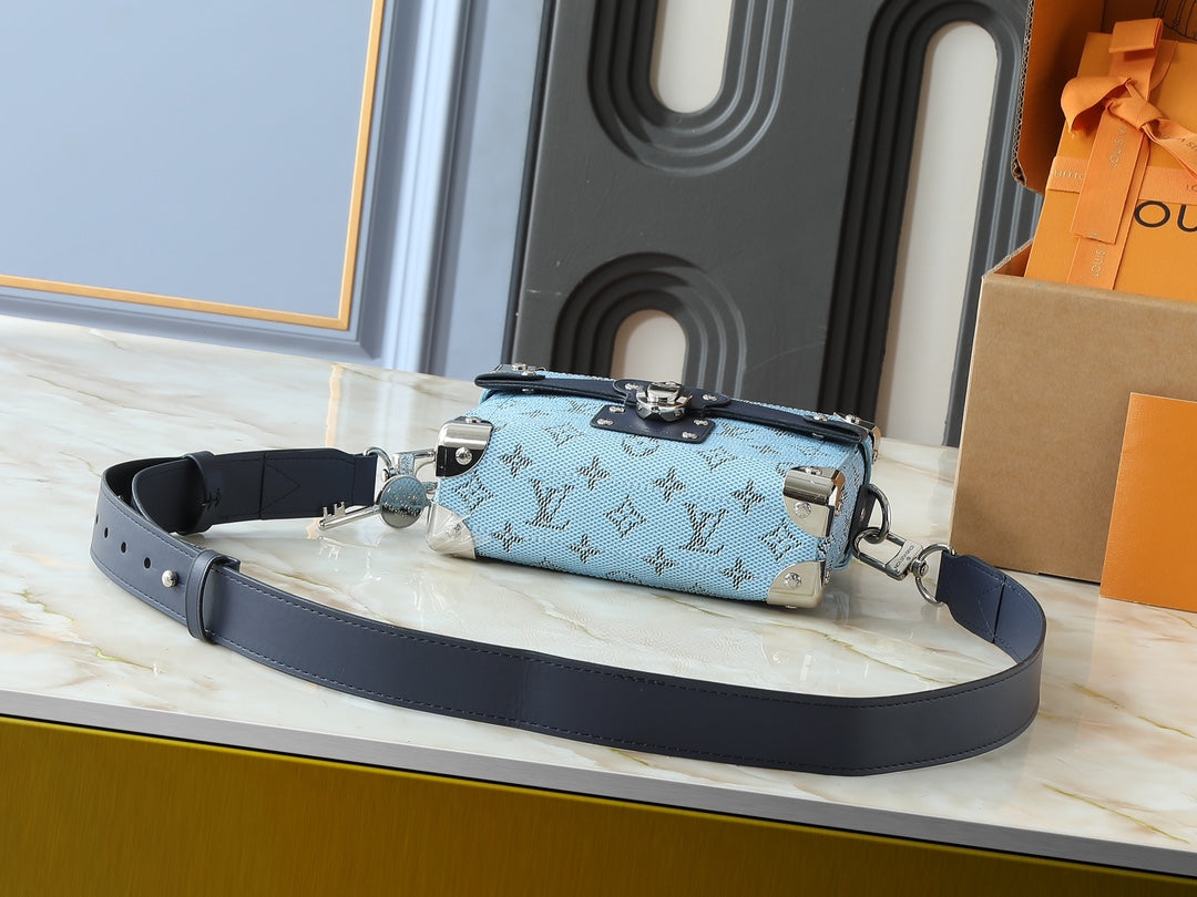 15RE47B  Popular  leather bag