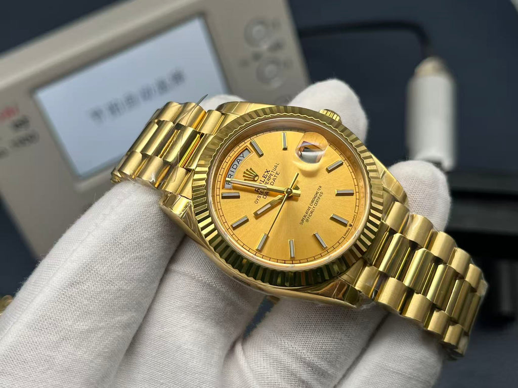 136RL12L Popular Watches