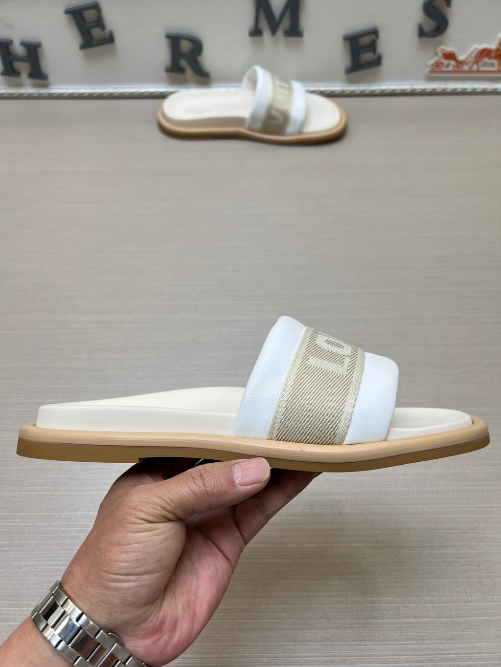 535ZE298Z Popular Slippers