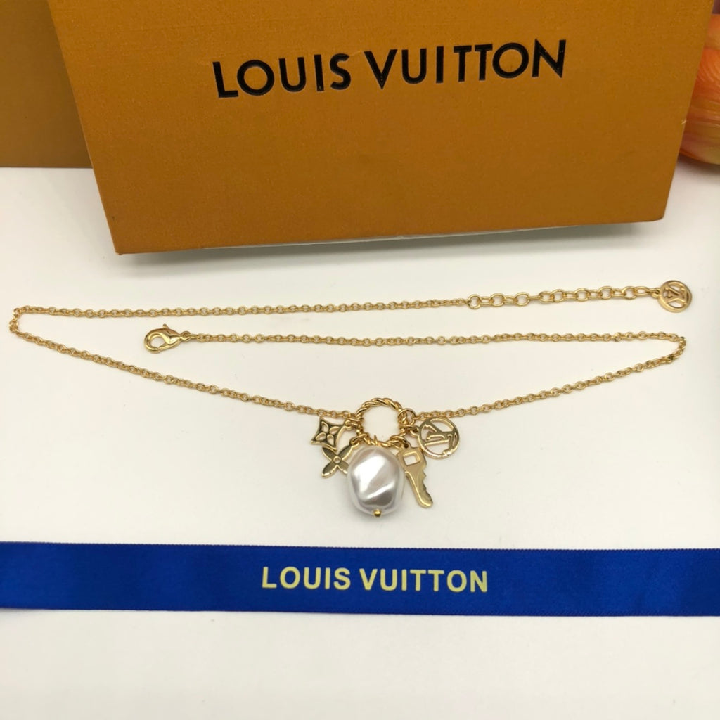 15QE77X Popular Necklace