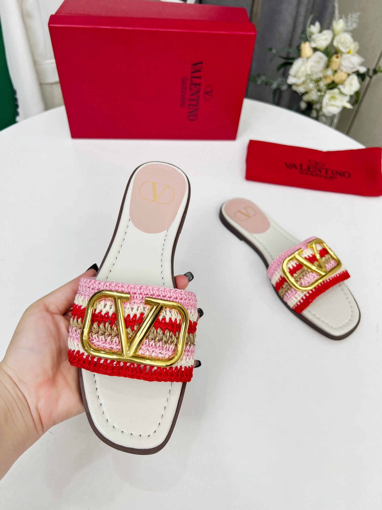 255QVL31Z Popular Slippers
