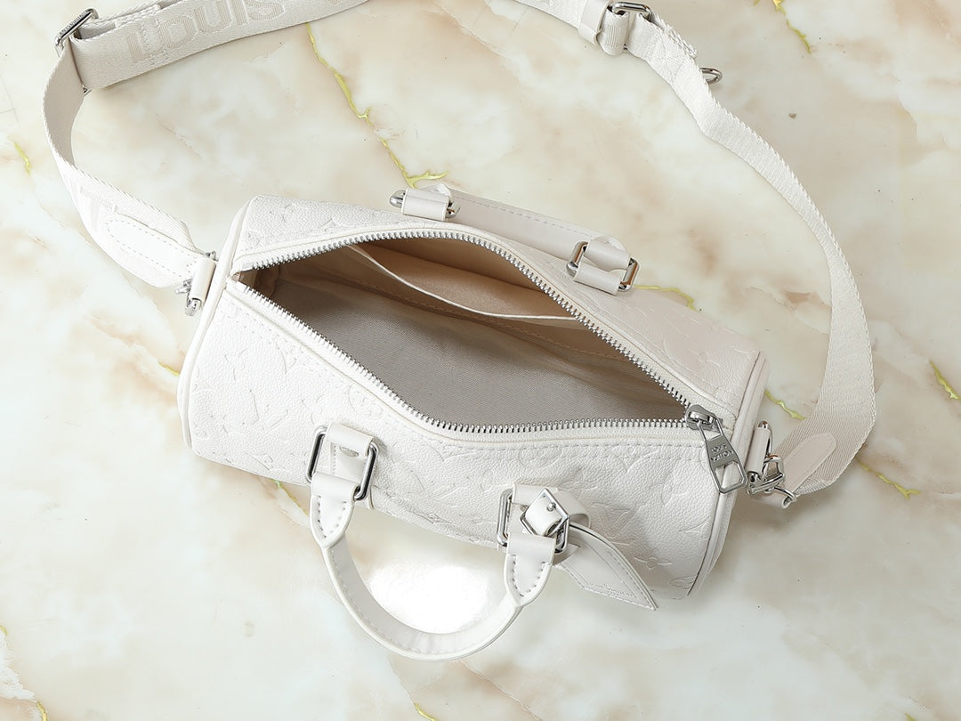 15RE51B  Popular   leather bag