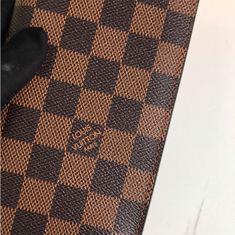 E2B Popular leather wallets