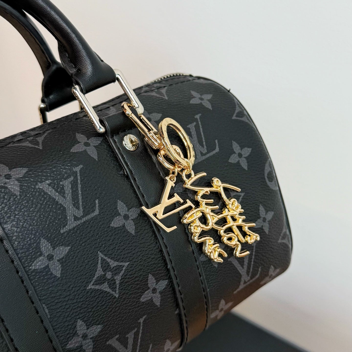 35QE33A Popular bag 's charms accessories
