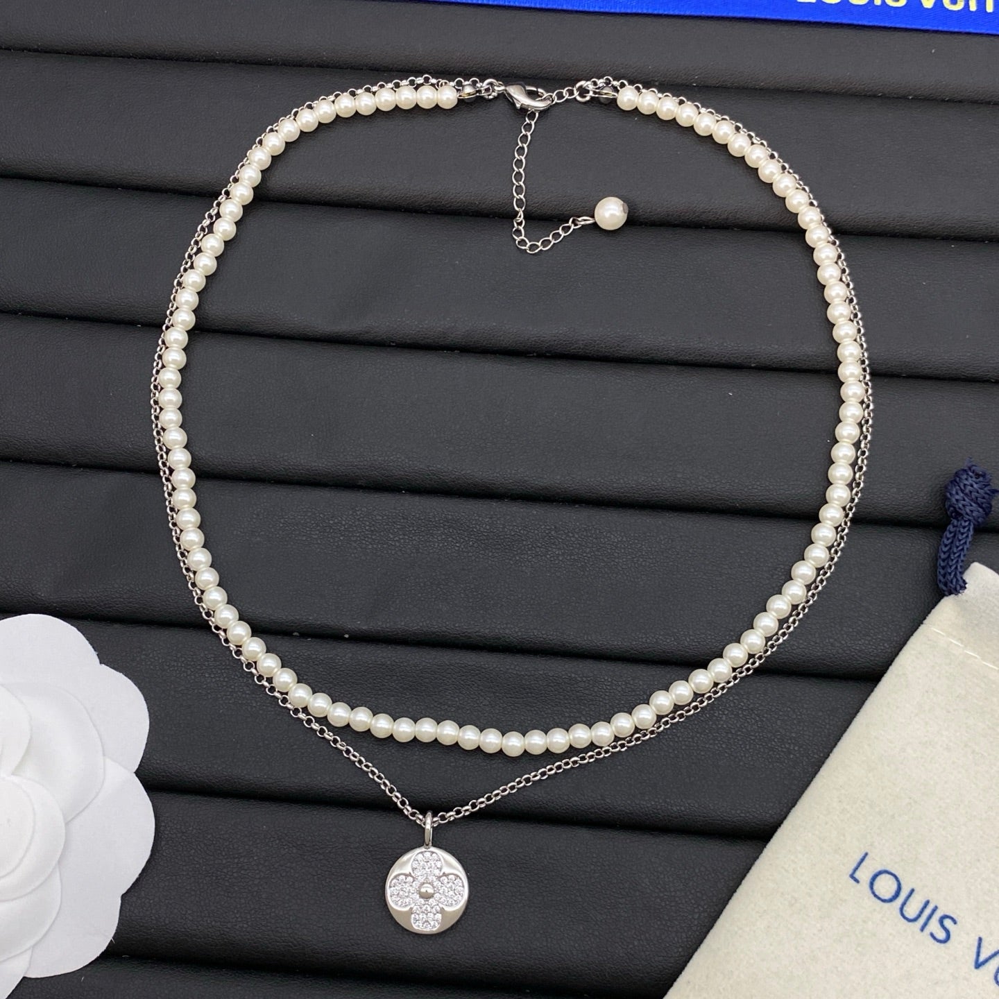 15QE19X Popular Necklace