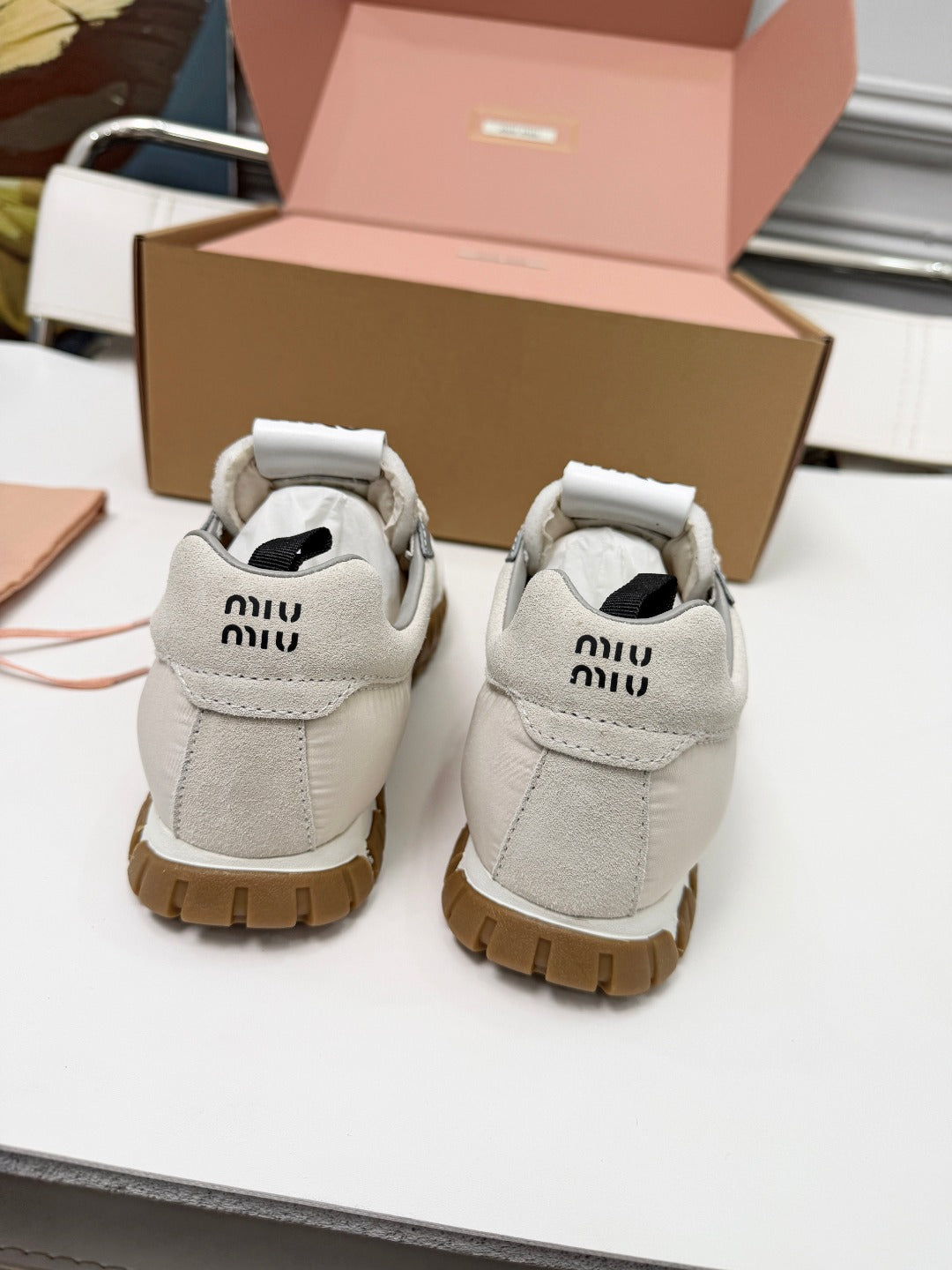 Z2P36A55 Popular high-quality leather Shoes