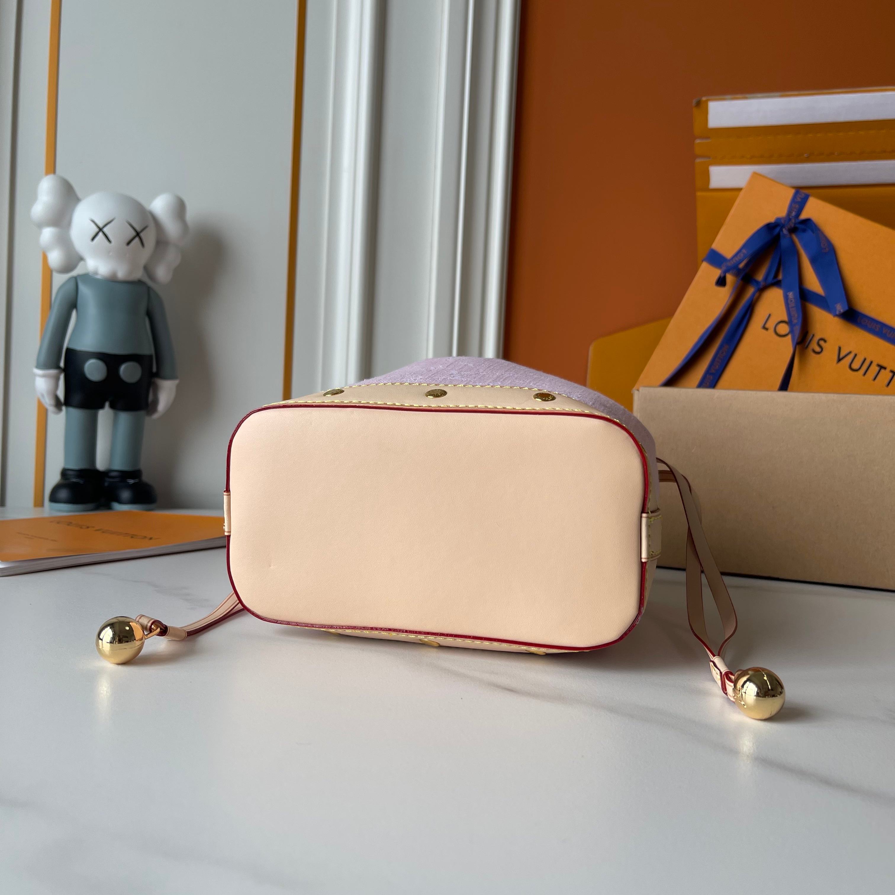 175NE21B Popular   Cowboy bag