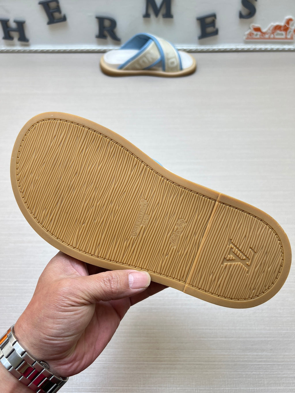 535ZE271Z Popular Slippers