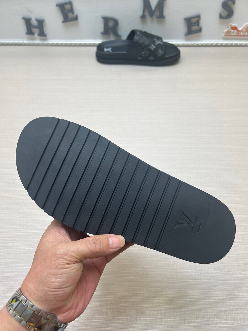 5WE249Z Popular Slippers