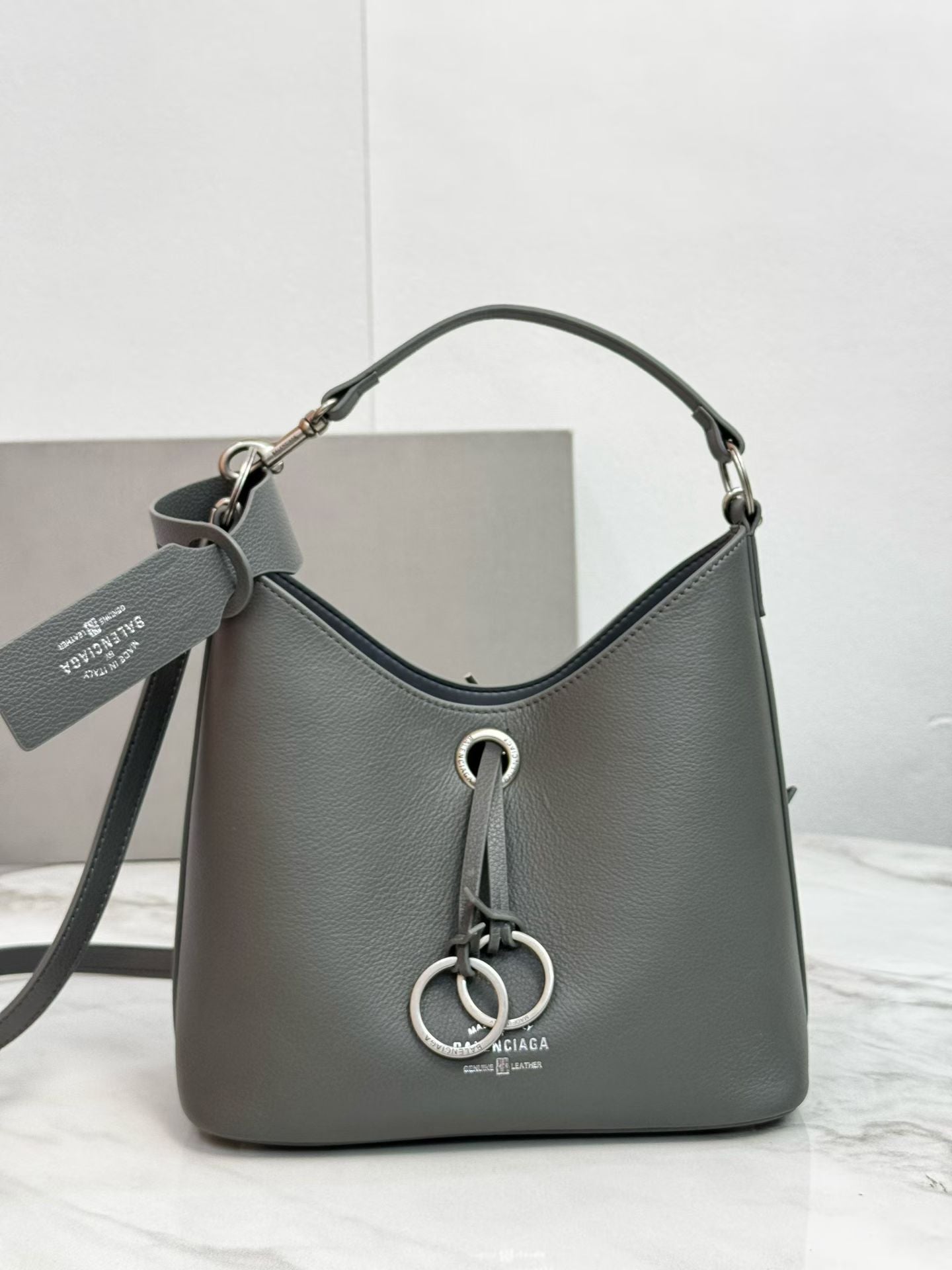 146PJ144B Popular leather bags