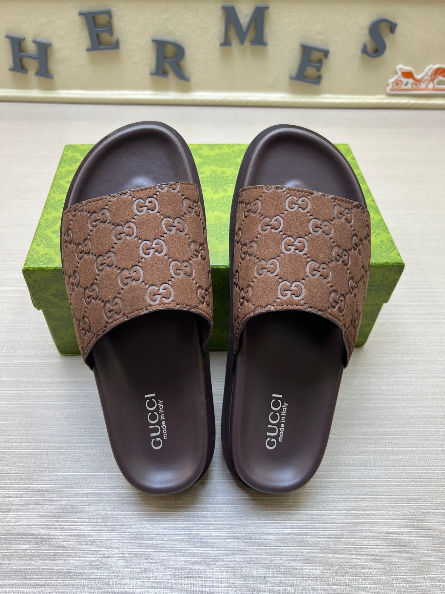 5QB15Z Popular Slippers