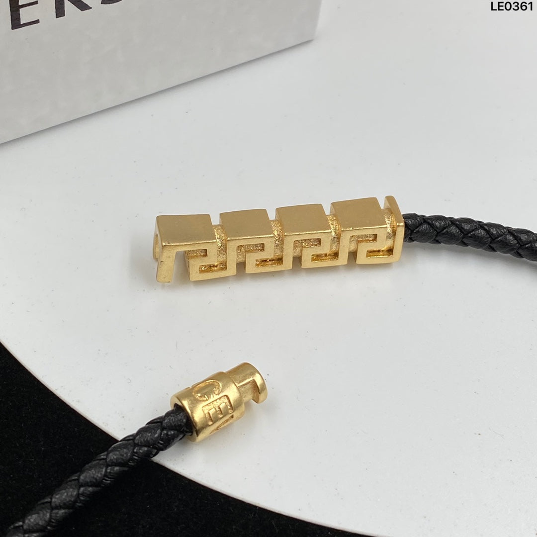 175RV55X Popular    Necklaces