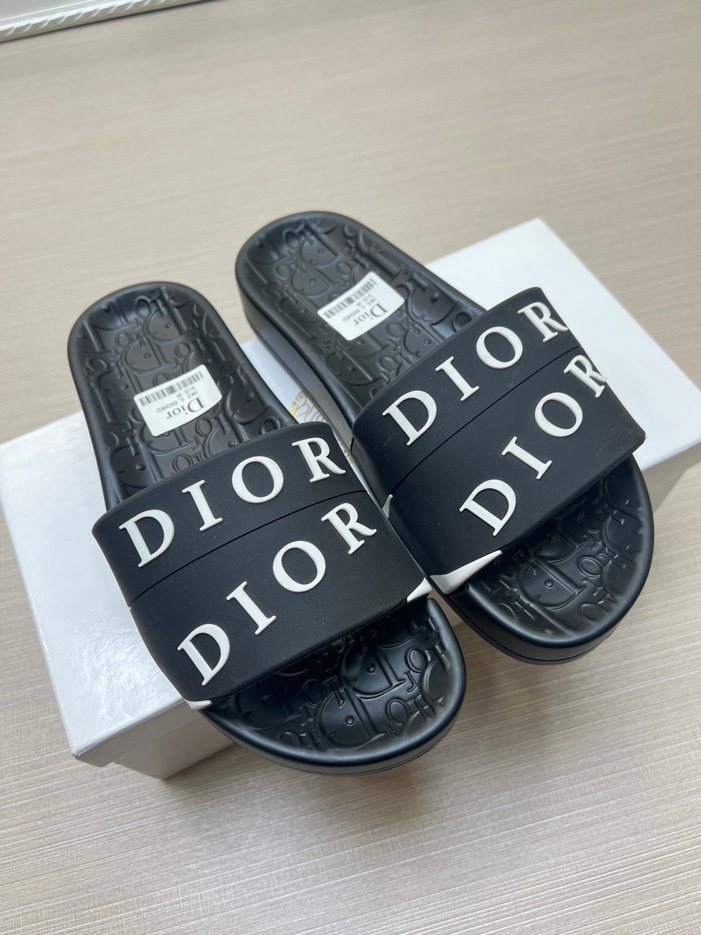 535ZD275Z Popular Slippers
