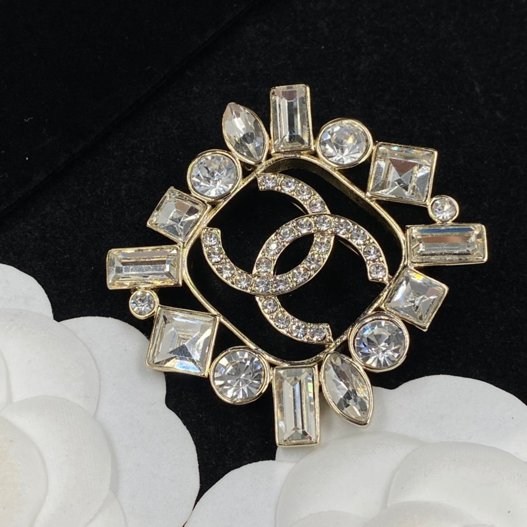 15ZC2X Popular Brooch