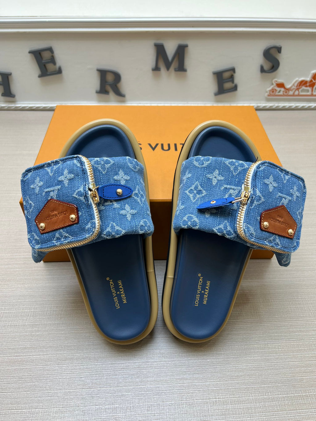5LE219Z Popular Slippers