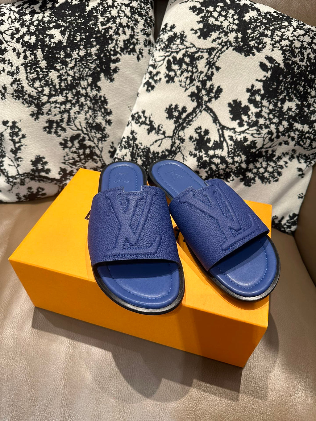 285ZE25Z  Popular leather Shoes