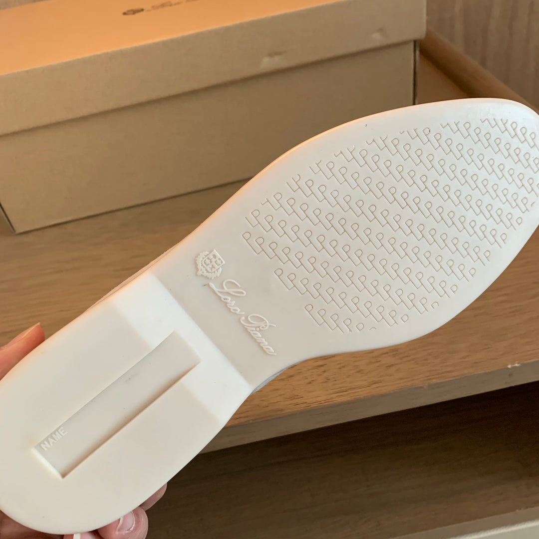 Z2X66A64 Popular high-quality Shoes