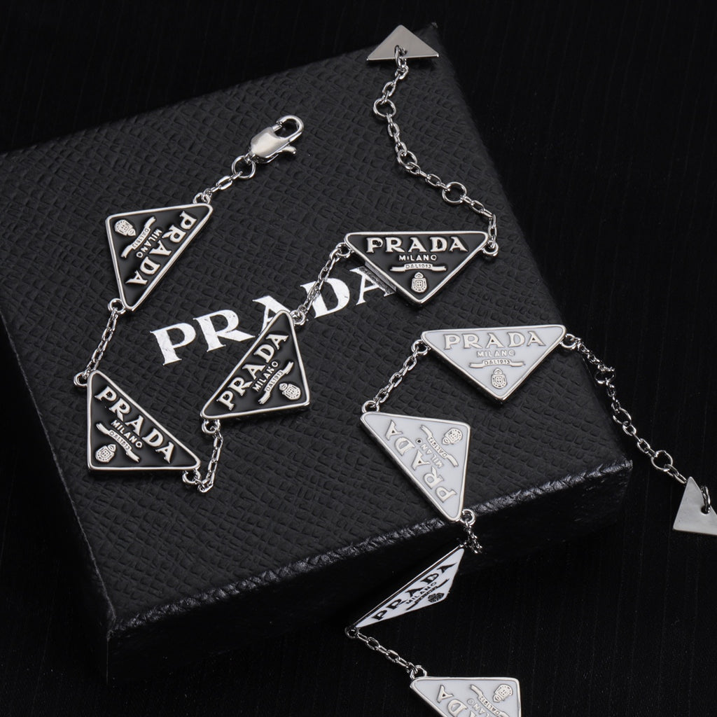 1XPD595K  Popular Bracelets