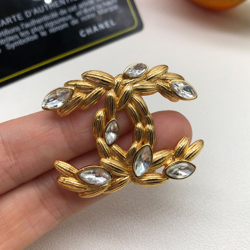 14C876X   Popular Brooch
