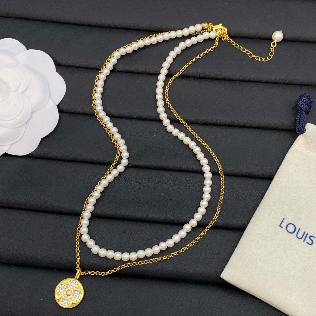 15QE19X Popular Necklace