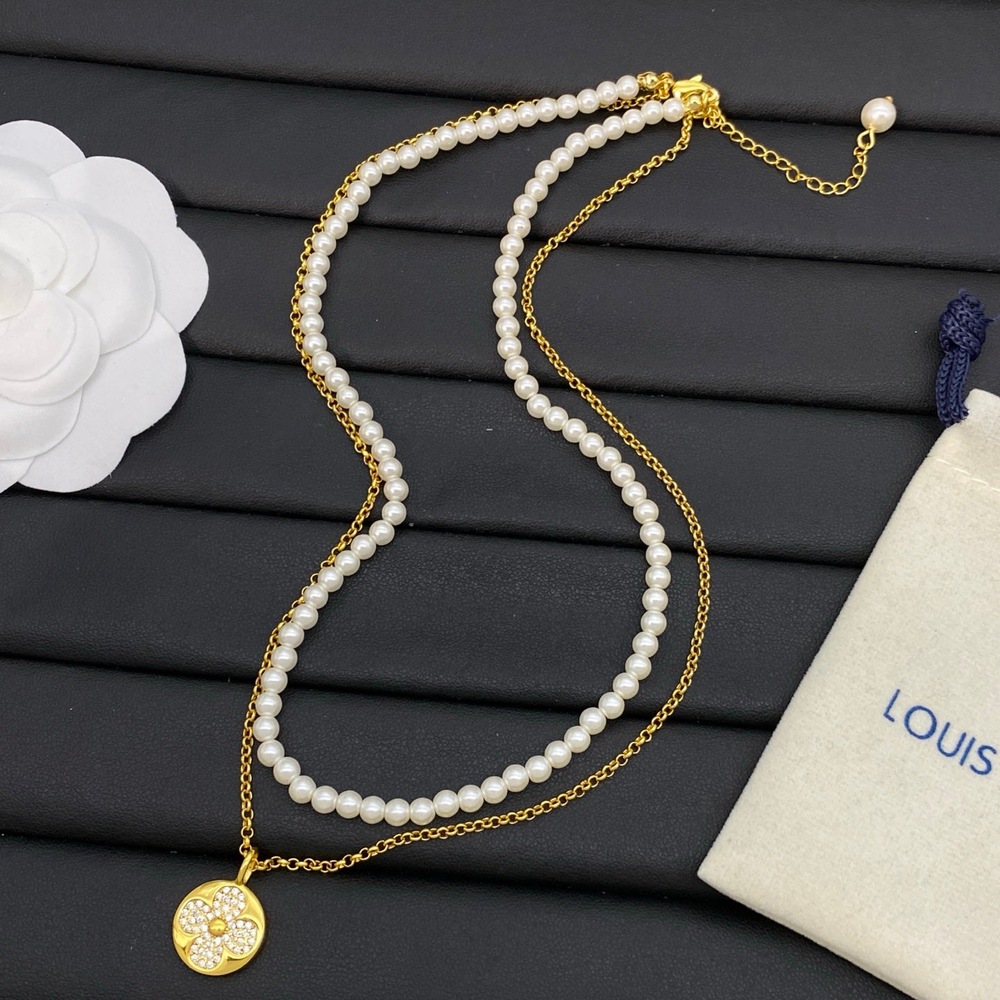 15QE19X Popular Necklace