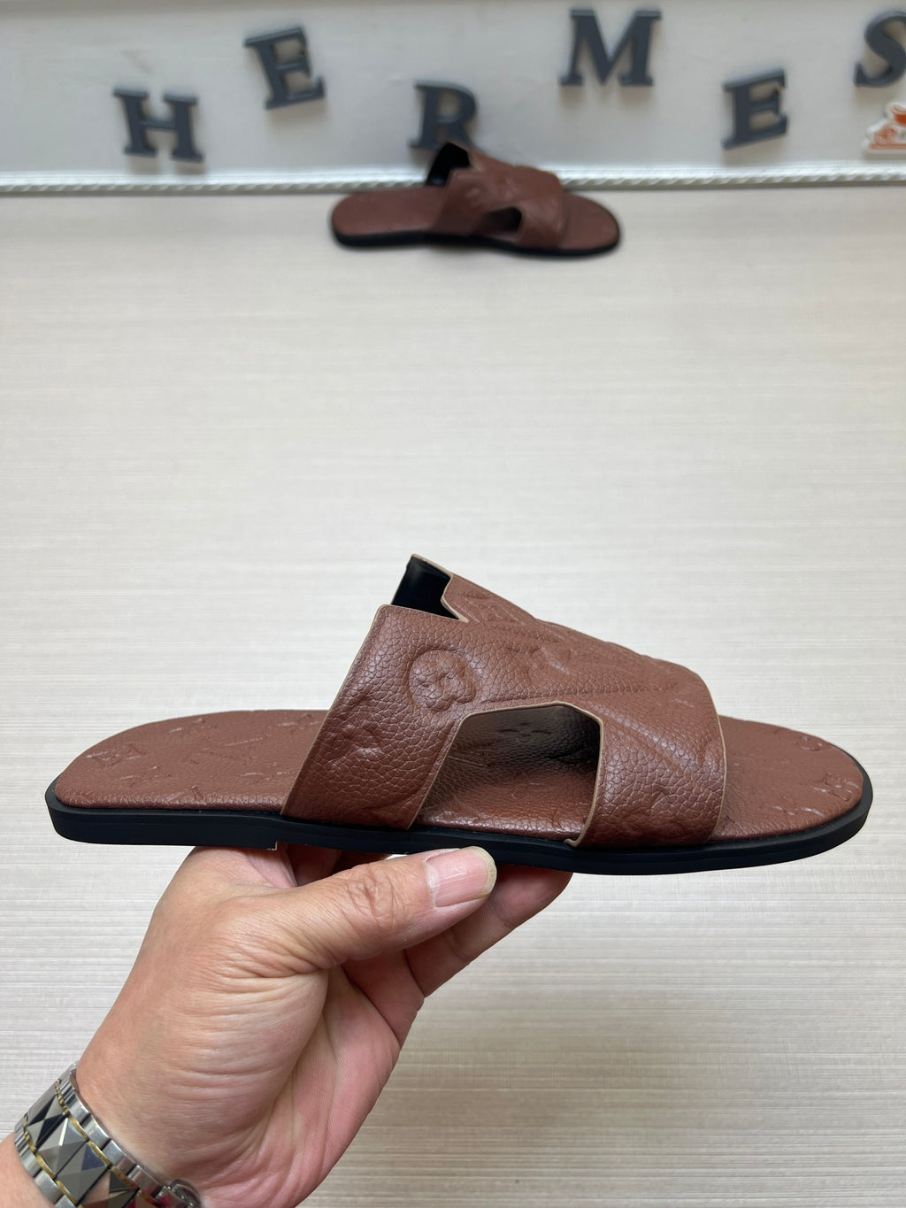 54E34Z Popular slippers