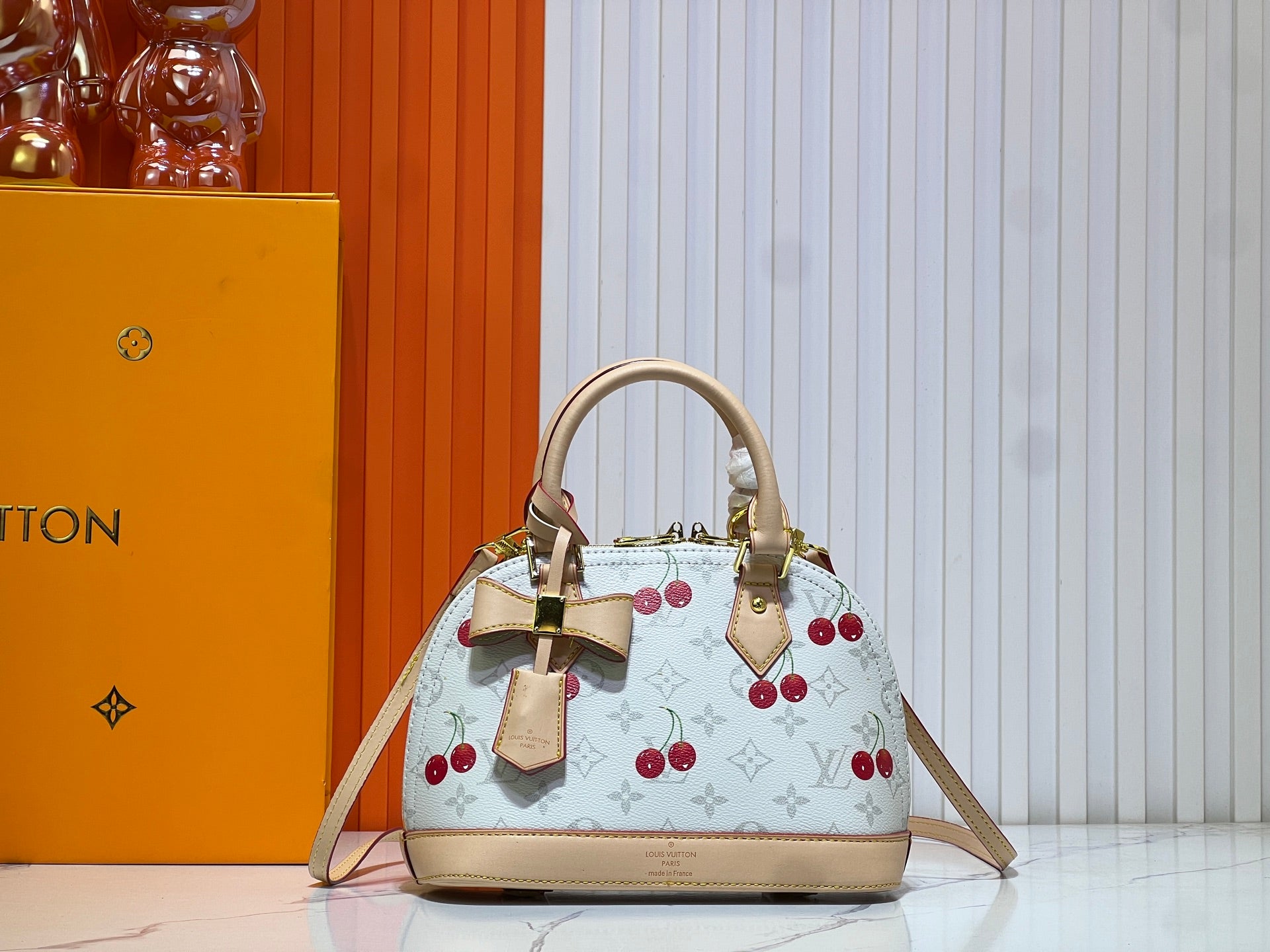 146PE85B Popular leather bag