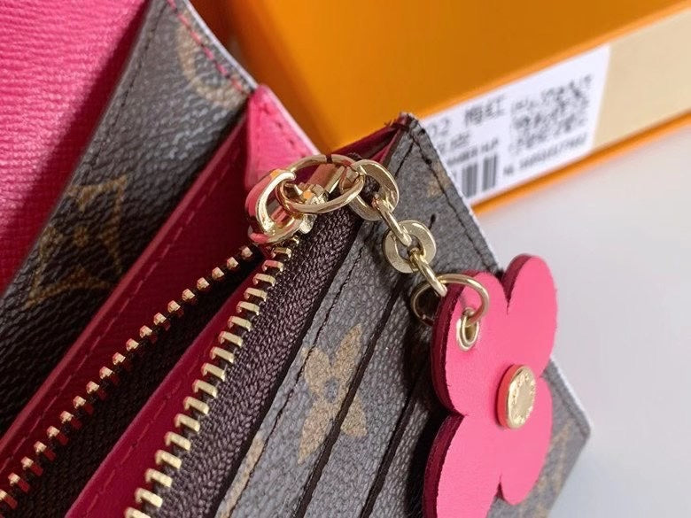 146PE55B Popular leather Wallets