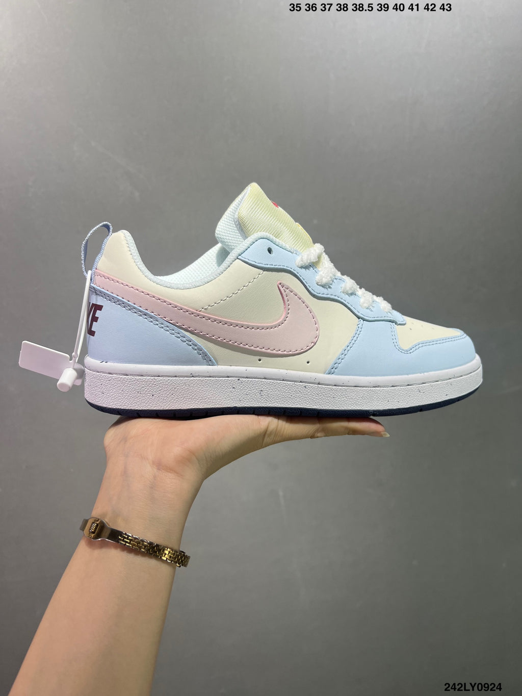 435ZA21Z Popular shoes (No box)