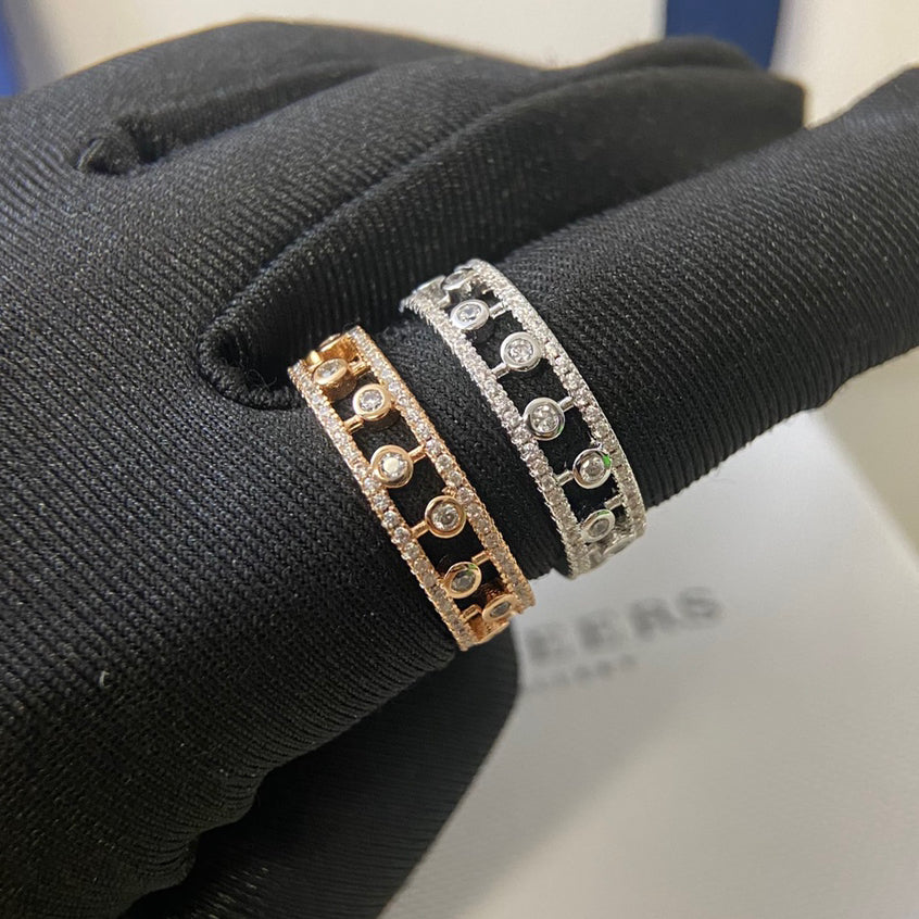 585QA61J  Popular    Rings