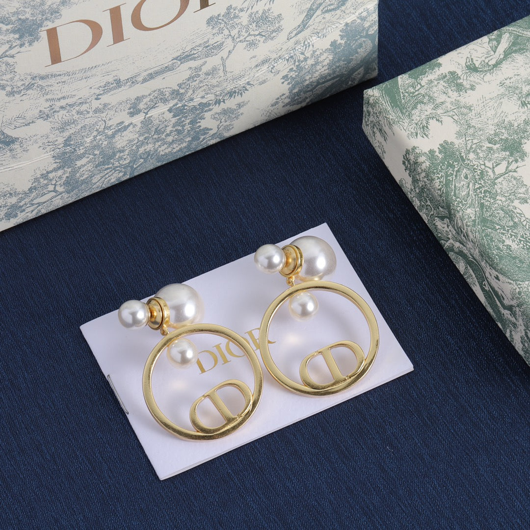 14D945E Popular  Earrings