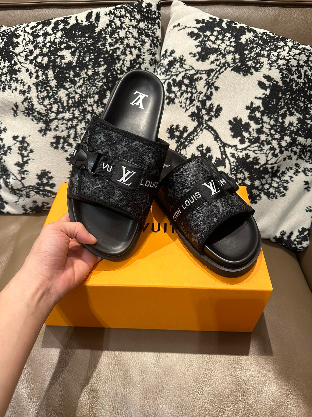 285ZE27Z  Popular leather Shoes