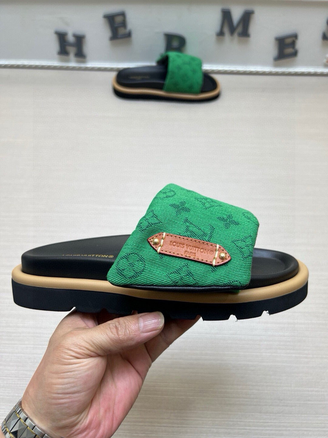 5QE8Z Popular Slippers