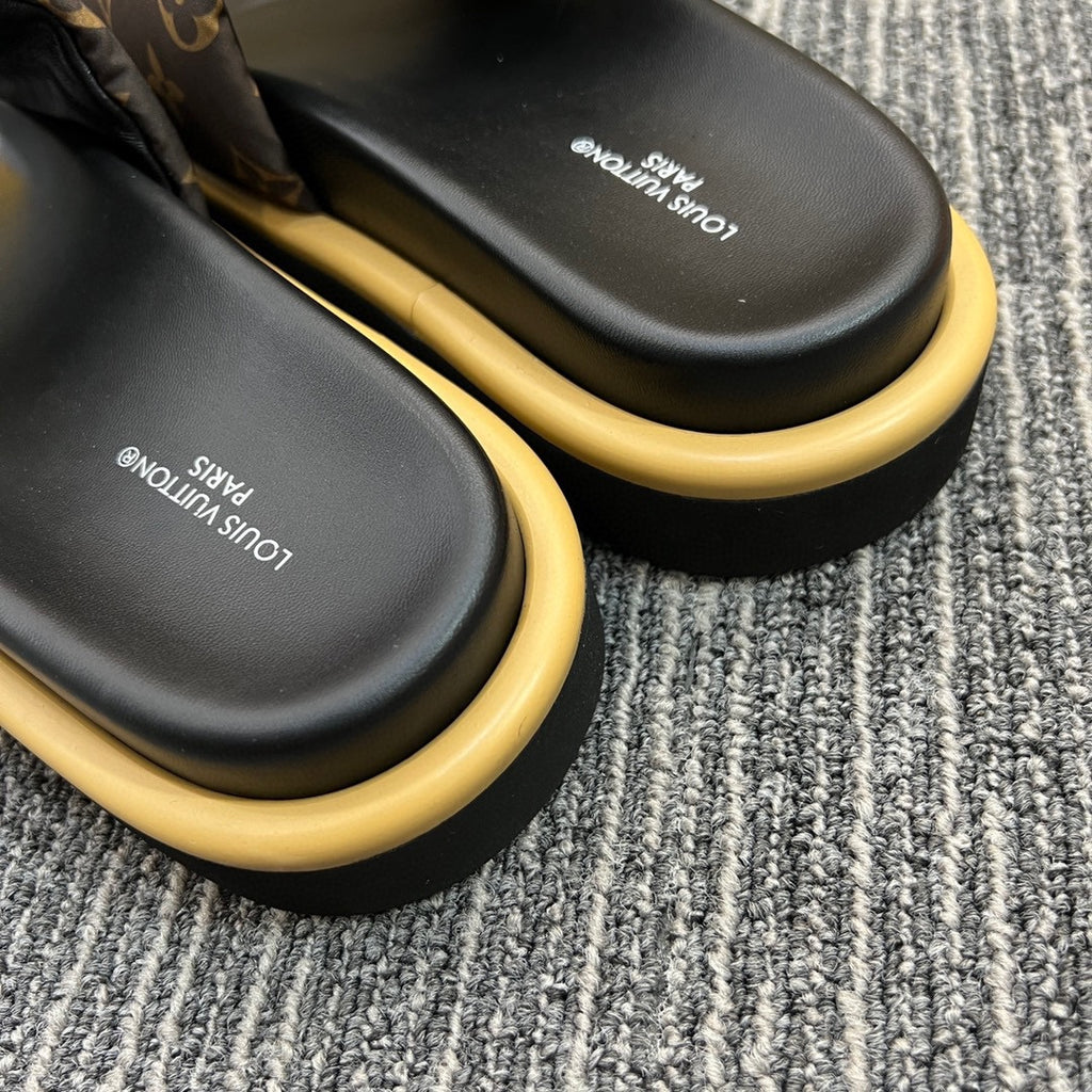 5XE118Z Popular leather quality Slippers