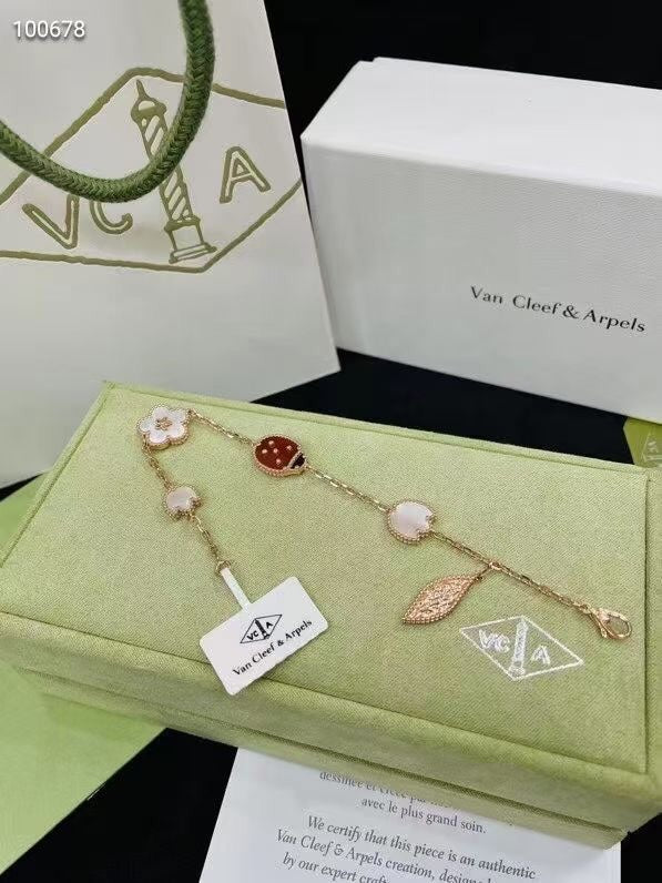 5XVA192K  Popular    high quality rings,earrings, bracelets,necklaces