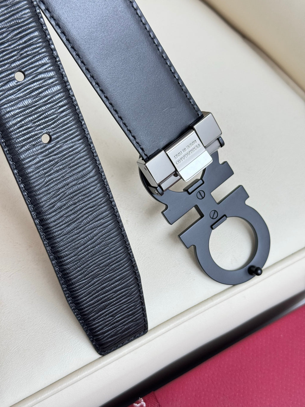 P1Q115A55 Popular High quality belt With full package