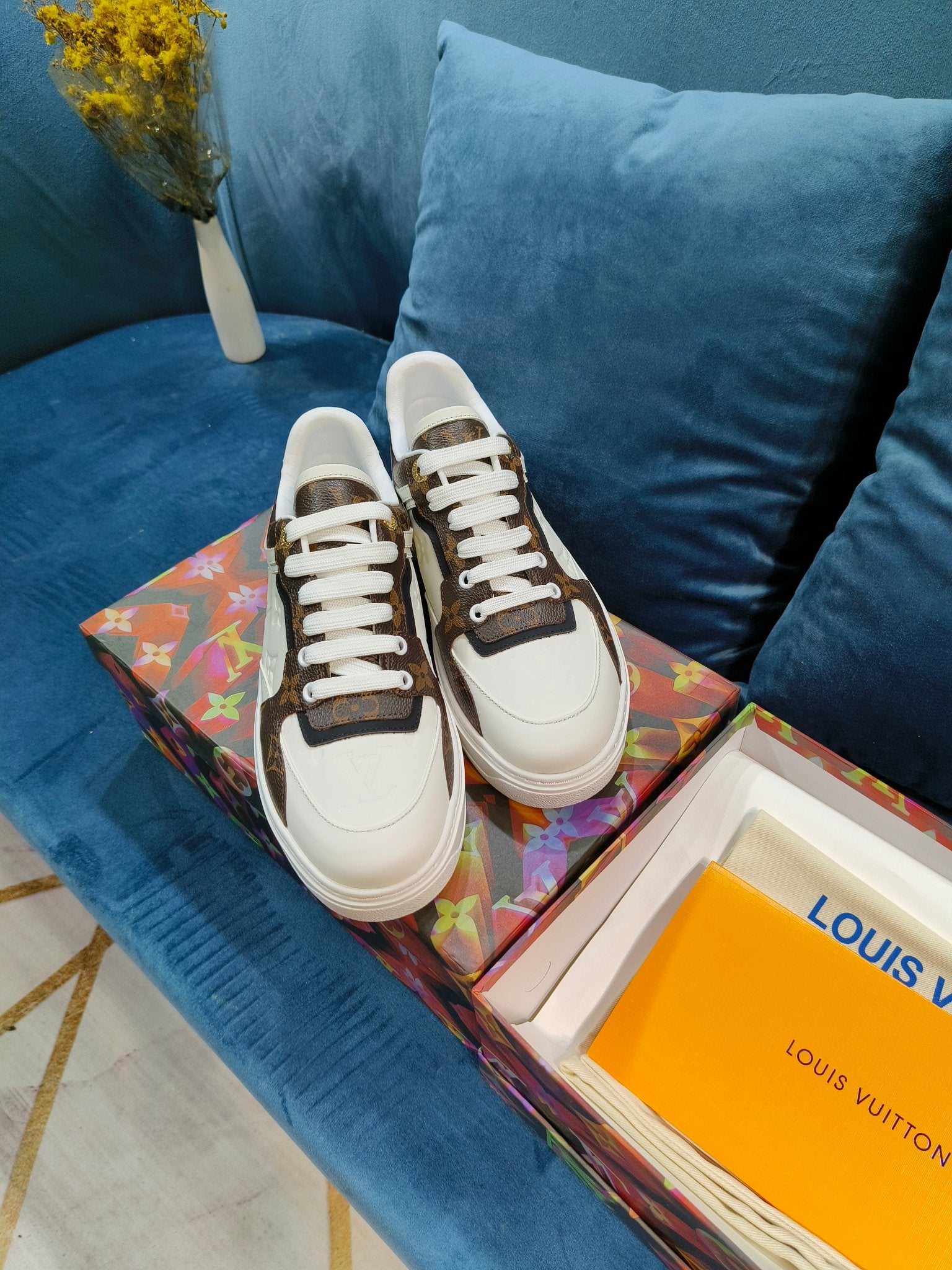 2YE45Z Popular Sneakers