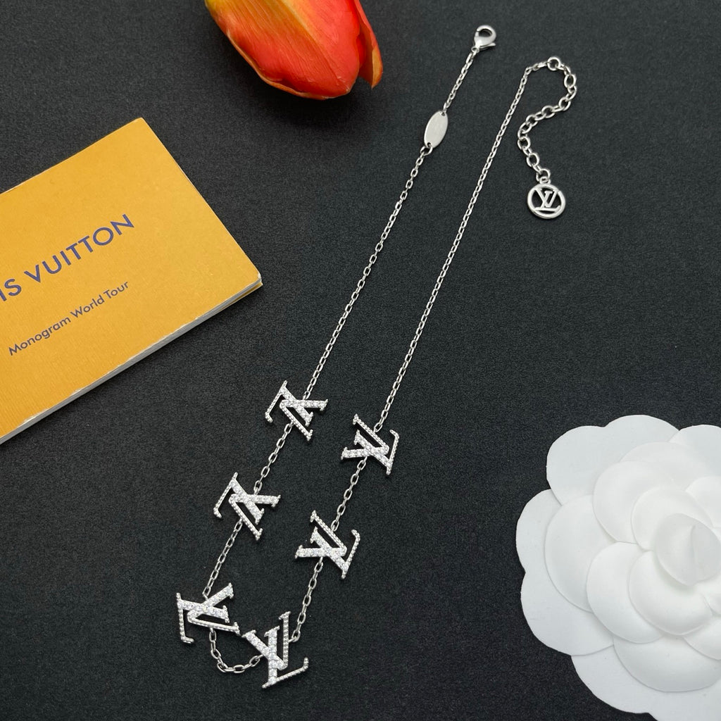 136NE69X Popular  Necklaces